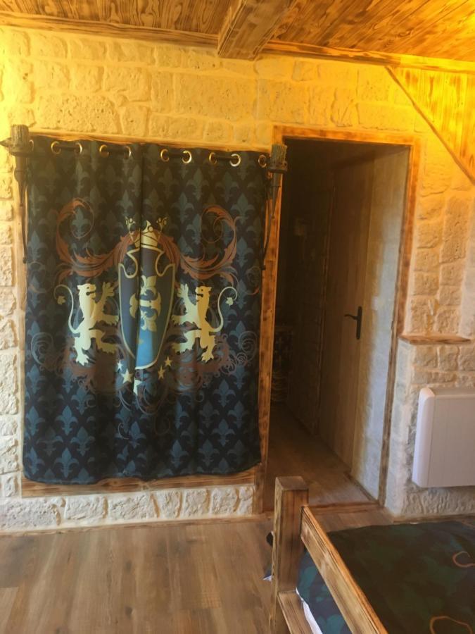 Chambre D'Hote Medieval Du Vieux Bourg Chailloue Екстер'єр фото