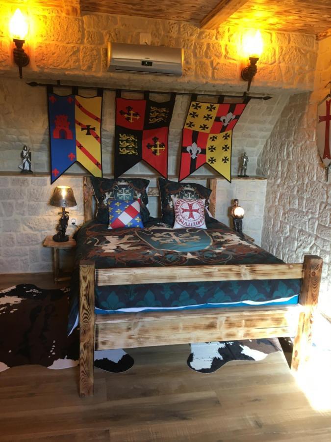 Chambre D'Hote Medieval Du Vieux Bourg Chailloue Екстер'єр фото